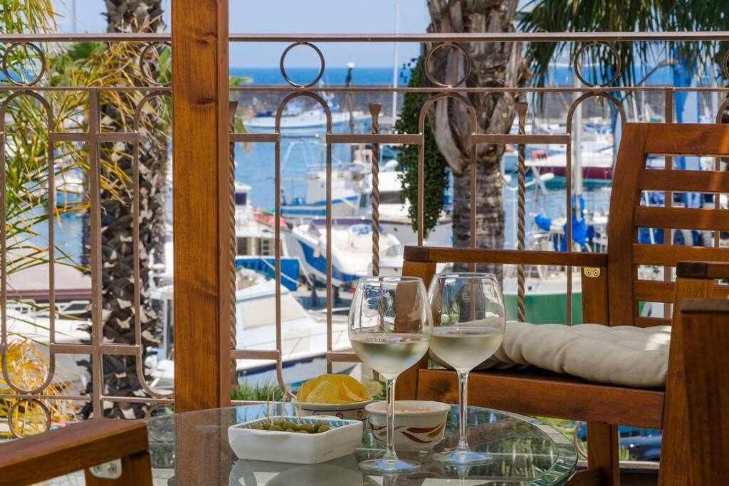 Casa Delle Zammare Fronte Mare Centro Storico Villa Riposto Exterior foto